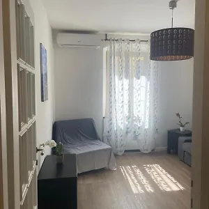 Orizzonte - 5 Terre, Via Fratelli Rosselli 11, Centro Storico-stazione Centrale Con 2 Da Letto Appartamento